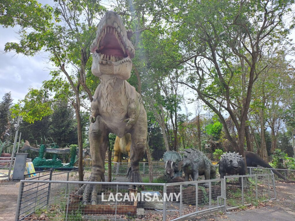 Tyrannosaurus rex, Donhu Jurassic Garden, Muar, Johor