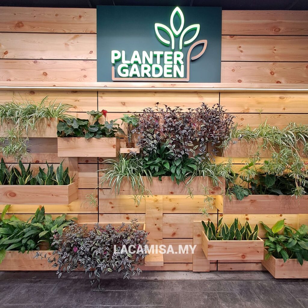 Planter Garden is one of the sections for indoor farming in IOI City farm