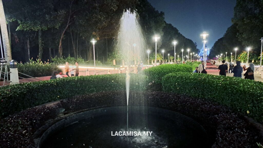 Water fountain in Secret Garden Putrajaya