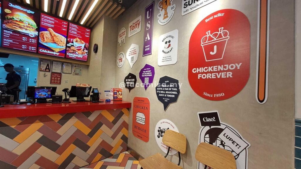 The colorful and awe-inspiring wall quote in Jollibee's restaurant in IOI City Mall, Putrajaya