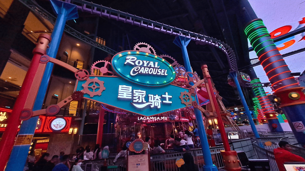 Royal Carousel in Skytropolis indoor theme park