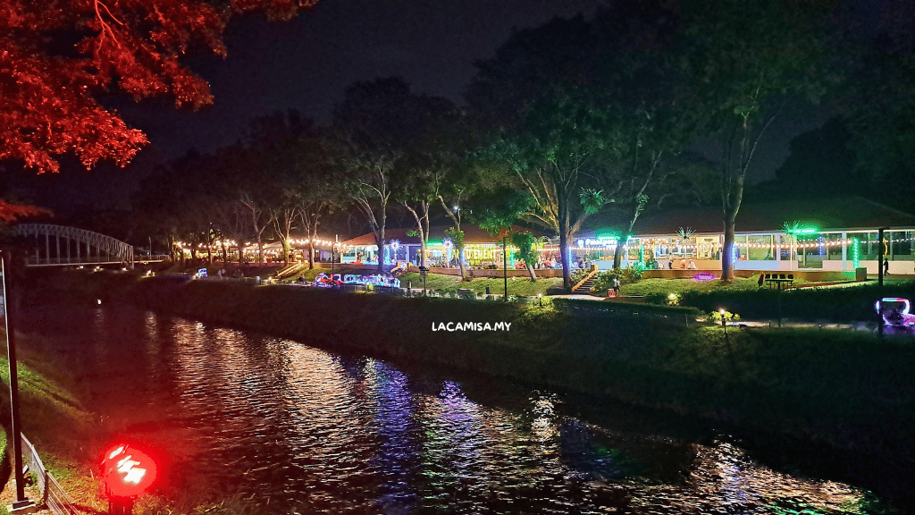There color changing light decorations in Kinta Riverfront Walk
