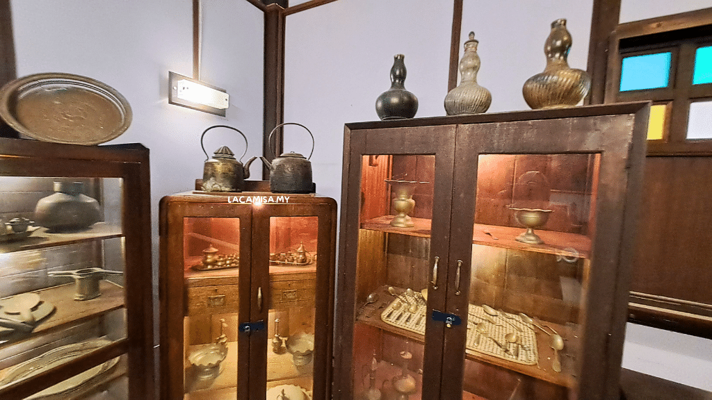 Malay old kitchen wares.