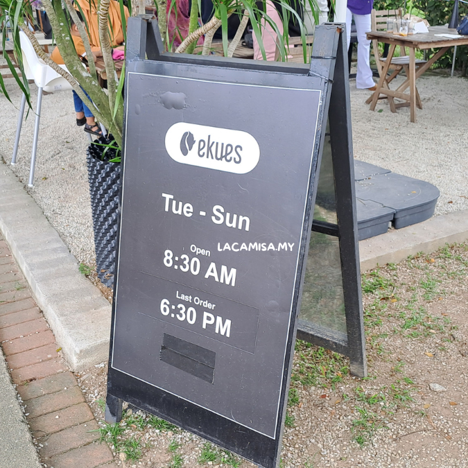 Opening Hour of Ekues Cabin Cafe Putrajaya