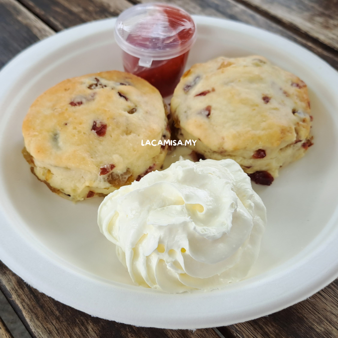 Scones at Ekues Cabin Cafe Putrajaya