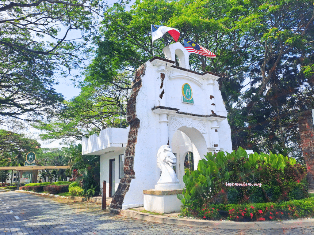 AFamosa-Resort-Melaka-entrance