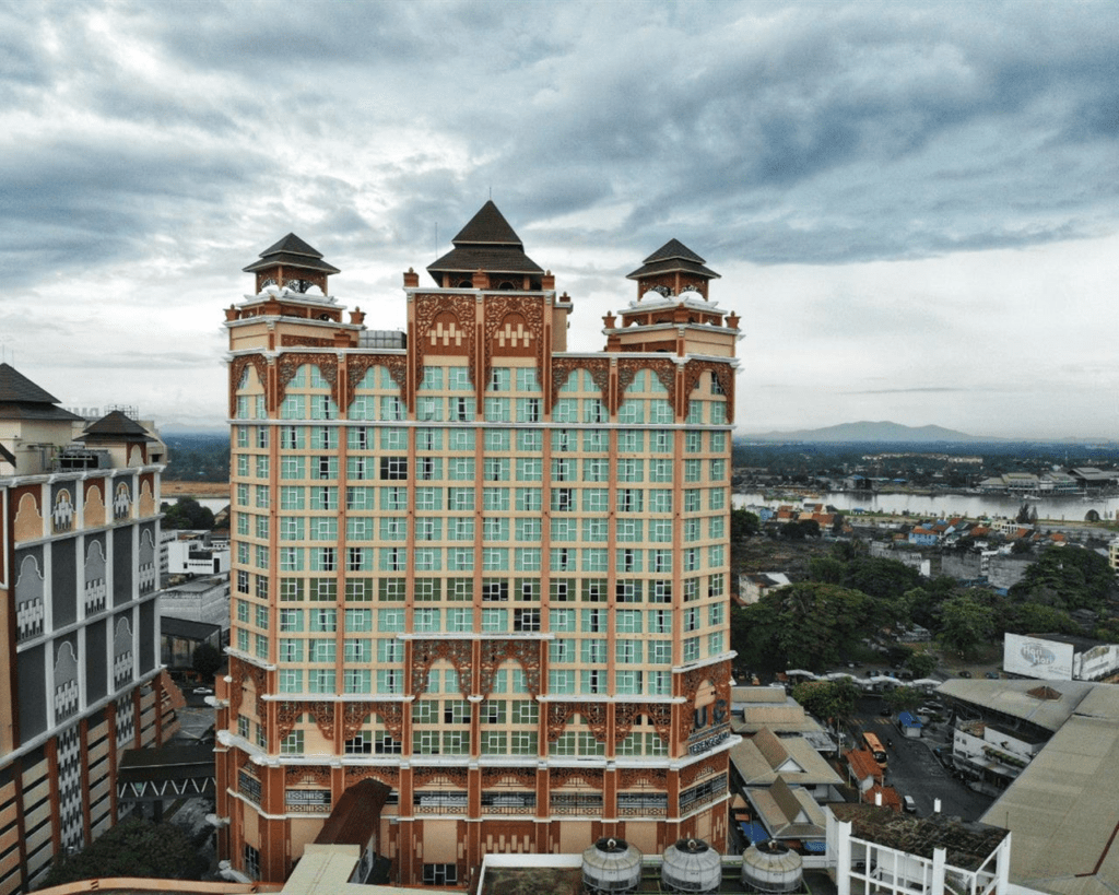 The Malay-classic architectural design of Paya Bunga Hotel Terengganu. Photo credited to : The Official Website of Paya Bunga Hotel Terengganu.