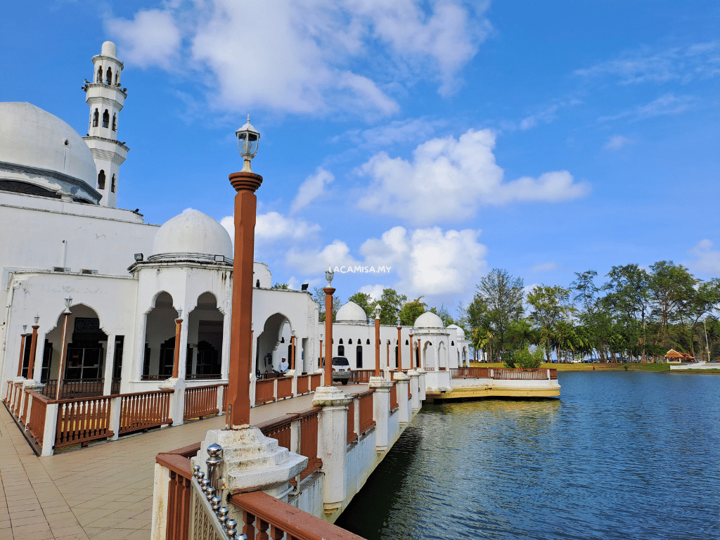 The beauty of the surrounding man-made lake is such a sight to behold.