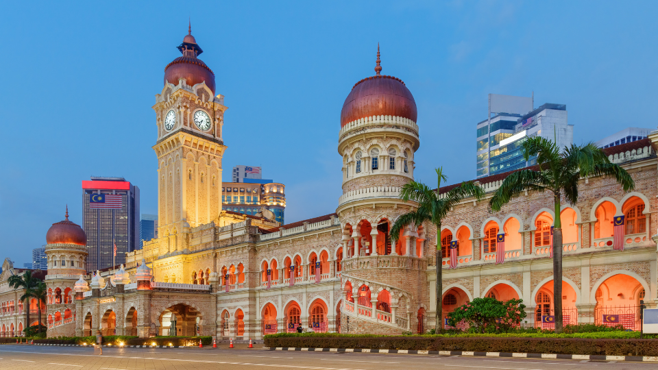 The beauty of Sultan Abdul Samad's building at night.