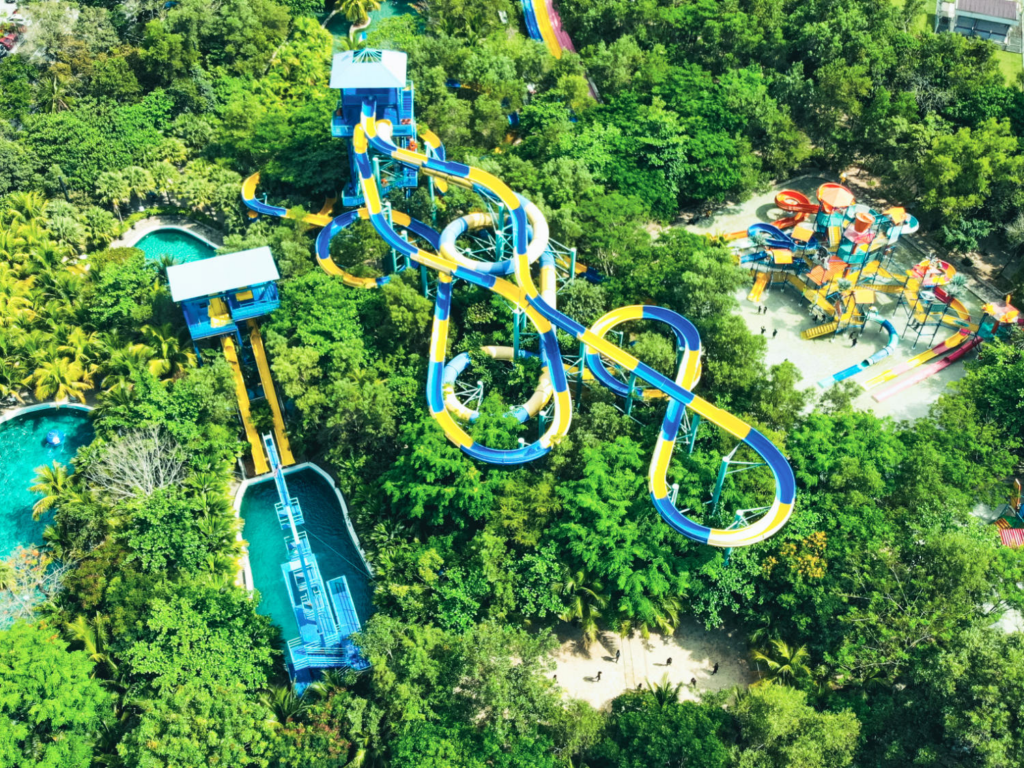 Escape Theme Park in Penang is one of the top three amusement park in Asia, with its longest 1,111-meter-long water slide!