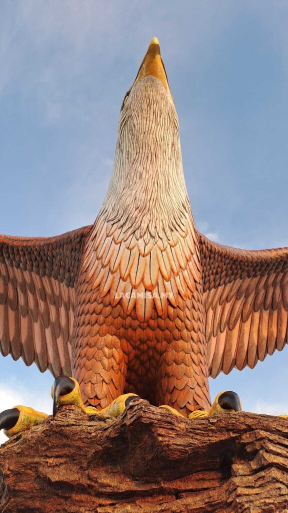 The reddish-brown bird of prey symbolizes Langkawi’s courage and strength.