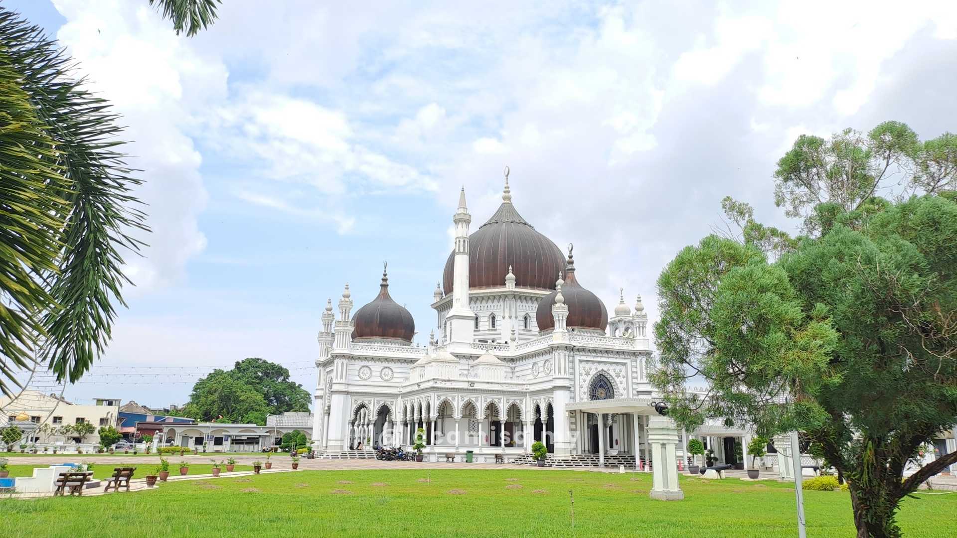 The stunning beauty of Masjid Zahir in Alor Setar, Kedah.