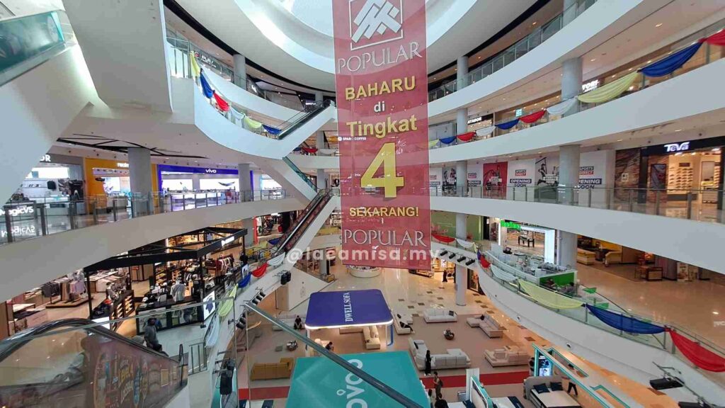 Aman Central often hosts lifestyle exhibitions like this furniture and bedding showcase, giving visitors more than just shopping, as unique displays and promos add to the excitement of every visit.