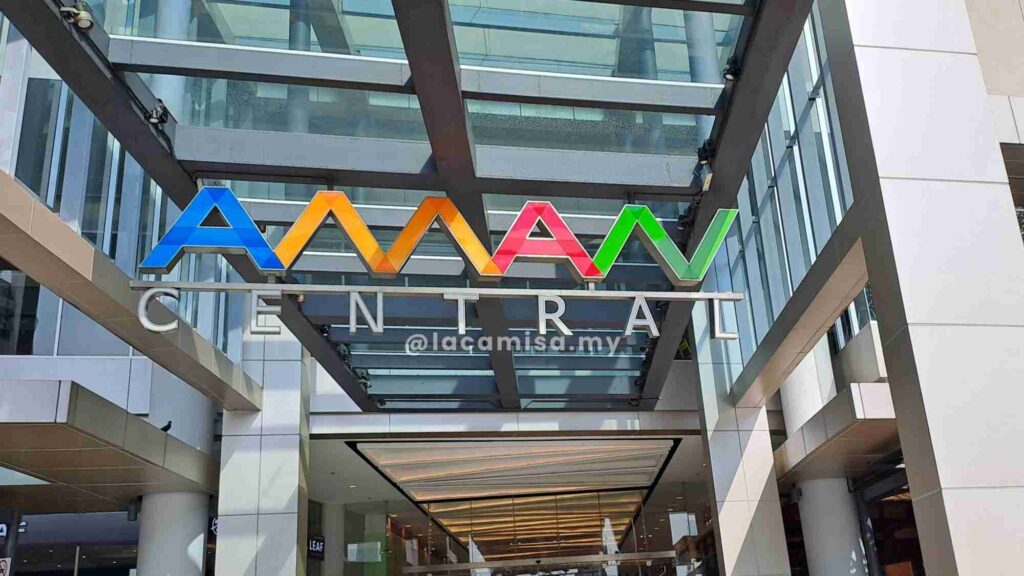 Aman Central Shopping Mall entrance.