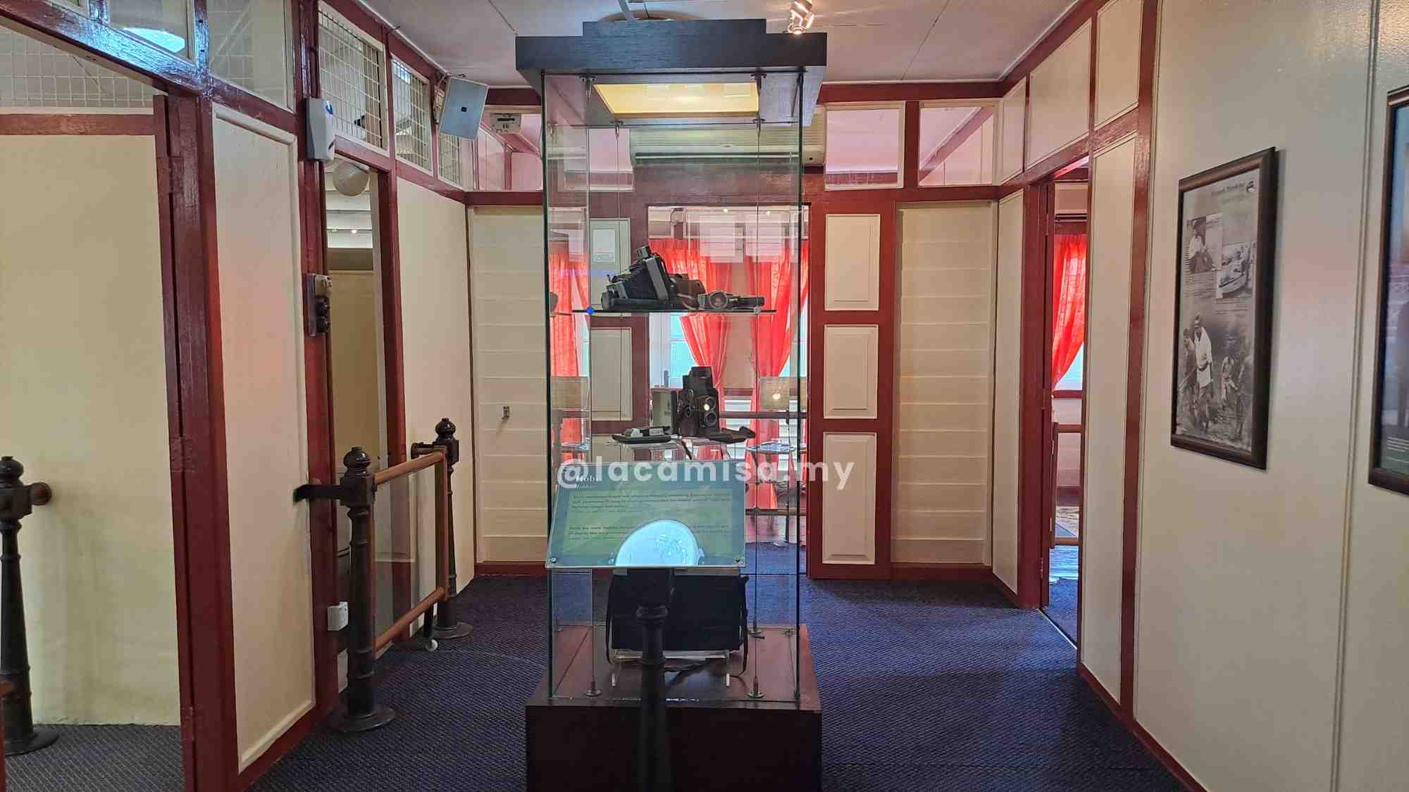 The house features a wide range of fascinating exhibits that reflect its rich history and heritage.