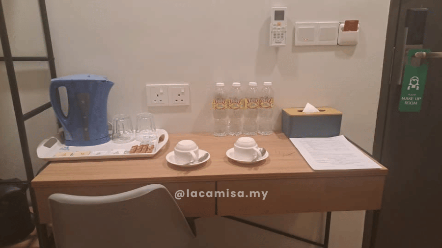Adequate study table