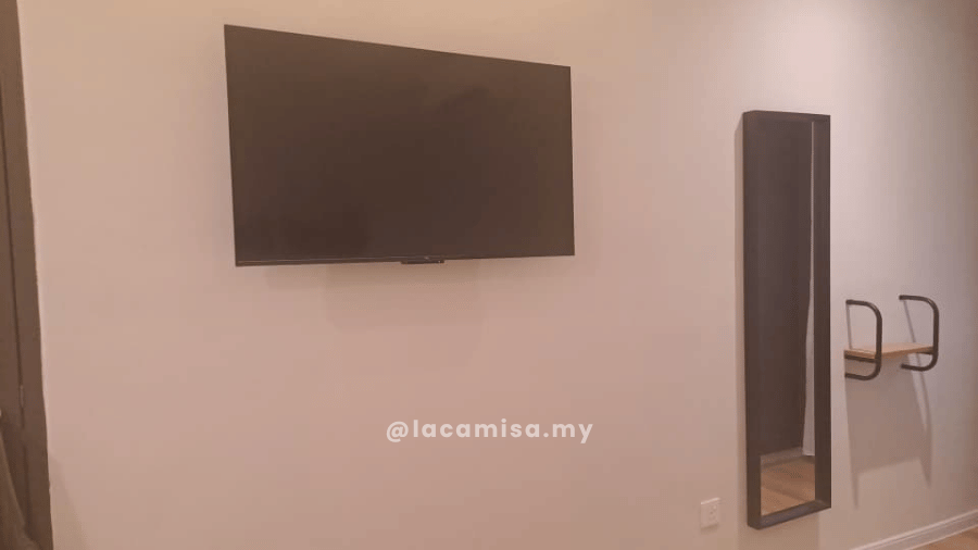 Flat screen TV as in-room entertainment